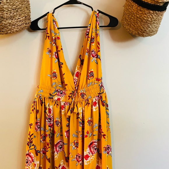 America & Beyond Dress - Picture 2 of 7